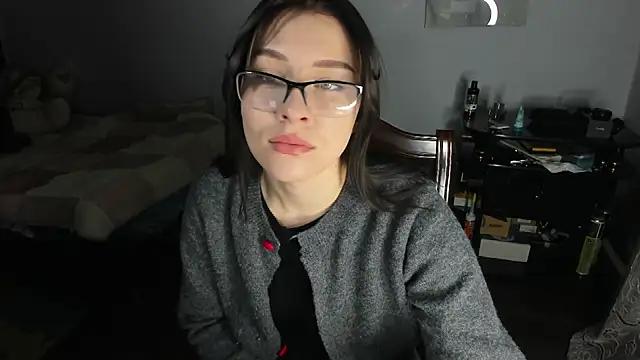 Snapshot of KindKristy chatting on February 7, 2025, 5:10 am KindKristy online show from February 7, 2025, 5:10 am