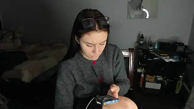 Snapshot of KindKristy chatting on February 7, 2025, 9:37 am KindKristy online show from February 7, 2025, 9:37 am