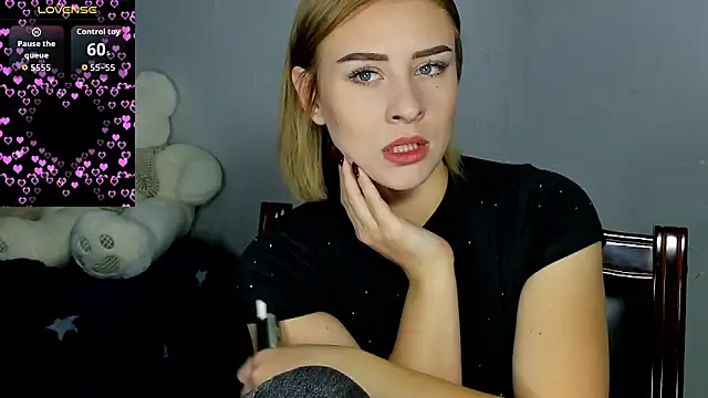 Snapshot of KindKristy chatting on September 24, 2025, 4:27 am KindKristy online show from September 24, 2025, 4:27 am