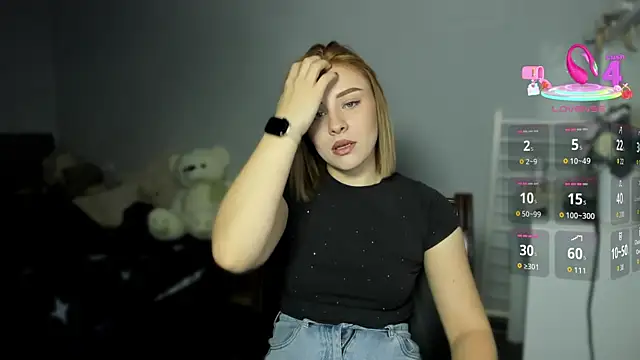 Snapshot of KindKristy chatting on November 12, 2025, 5:19 am KindKristy online show from November 12, 2025, 5:19 am