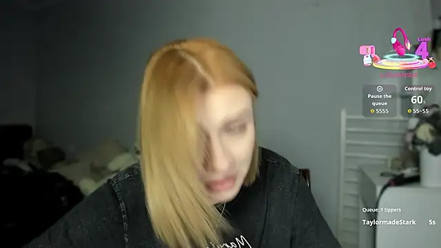 Snapshot of KindKristy chatting on November 16, 2025, 5:02 am KindKristy online show from November 16, 2025, 5:02 am