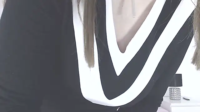 purefantasy online show from December 22, 2025, 7:38 am