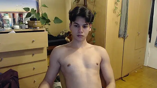 tomas boy20 online show from December 27, 2024, 9:11 pm