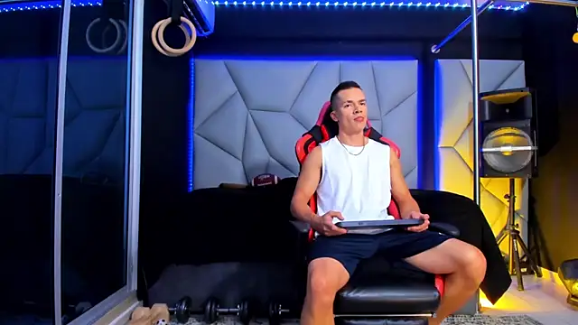 Aydenmiller96 online show from April 25, 2026, 1:30 am