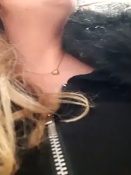 Snapshot of Dirtyfeelin chatting on December 14, 2024, 10:56 am Dirtyfeelin online show from December 14, 2024, 10:56 am