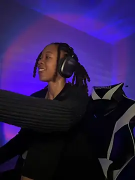 Snapshot of thebrattygoddess chatting on January 14, 2025, 11:42 am thebrattygoddess online show from January 14, 2025, 11:42 am