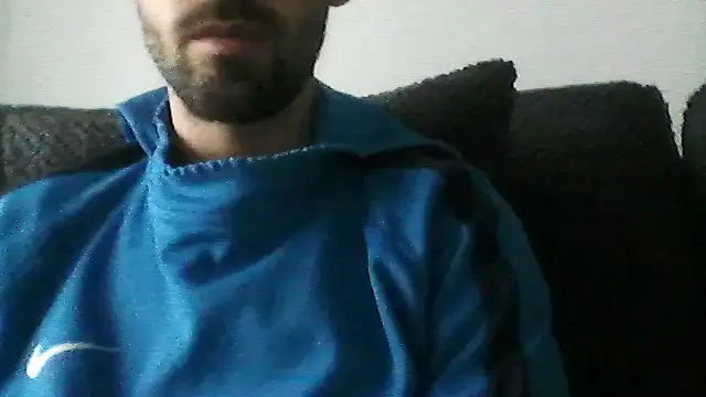 Snapshot of juju156111 chatting on December 23, 2025, 10:02 am juju156111 online show from December 23, 2025, 10:02 am