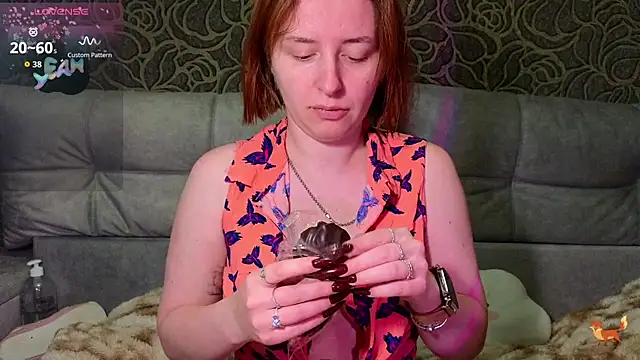 DanaMartina online show from February 11, 2026, 2:33 pm