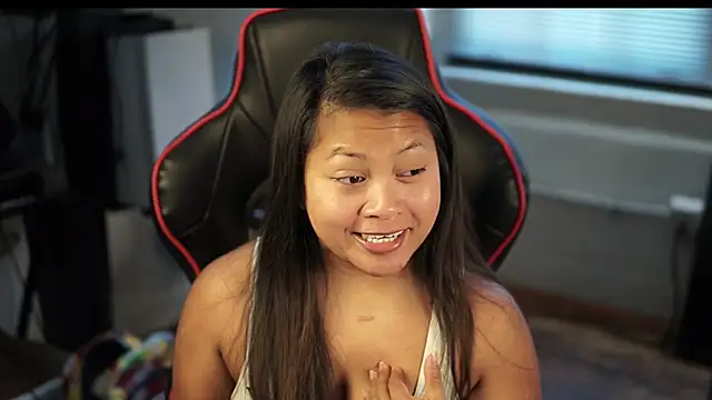 Bubbleliyah online show from January 14, 2025, 2:43 pm