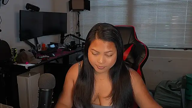 Bubbleliyah online show from September 21, 2025, 12:29 pm