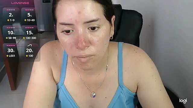 Snapshot of spicey_latina chatting on May 5, 2026, 4:59 pm spicey latina online show from May 5, 2026, 4:59 pm