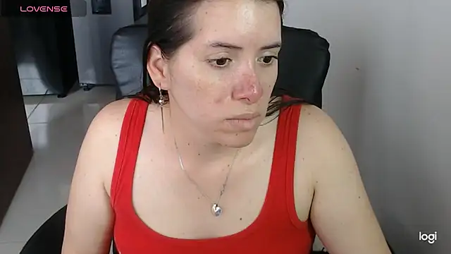 Snapshot of spicey_latina chatting on May 31, 2026, 4:36 pm spicey latina online show from May 31, 2026, 4:36 pm