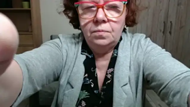 Snapshot of Adelewildx chatting on May 8, 2026, 7:30 pm Adelewildx online show from May 8, 2026, 7:30 pm
