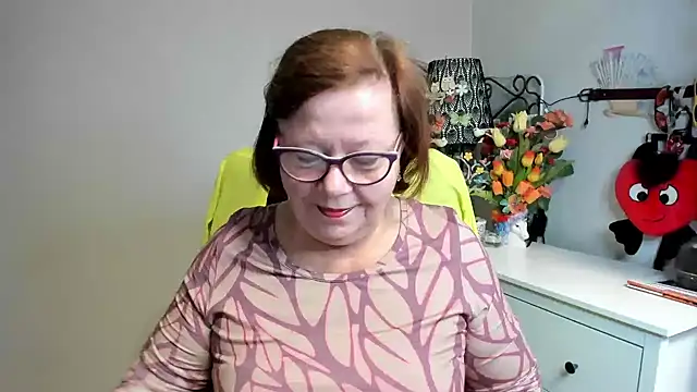 Snapshot of Adelewildx chatting on June 16, 2026, 2:58 am Adelewildx online show from June 16, 2026, 2:58 am