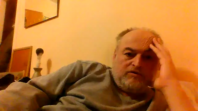Snapshot of qzwxecrvtbynumi chatting on July 9, 2026, 8:57 pm qzwxecrvtbynumi online show from July 9, 2026, 8:57 pm
