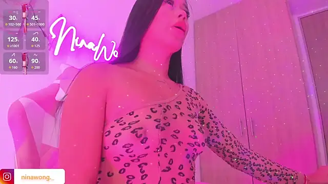 NinaWong online show from September 10, 2025, 4:07 pm