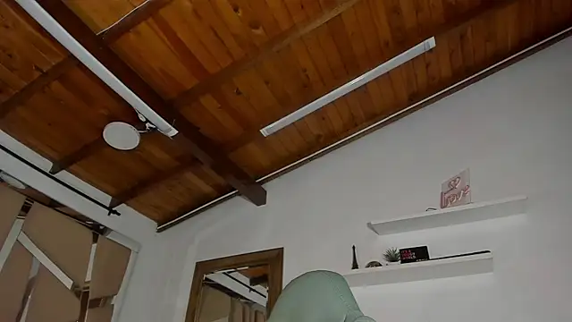 Snapshot of mister_miike chatting on February 22, 2025, 9:23 am mister miike online show from February 22, 2025, 9:23 am