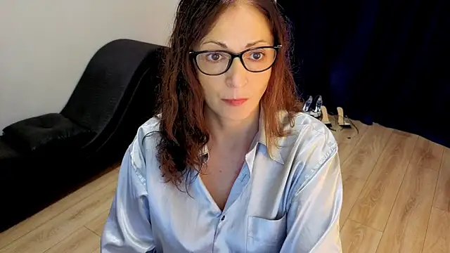 CaringSophie online show from March 20, 2026, 4:28 am