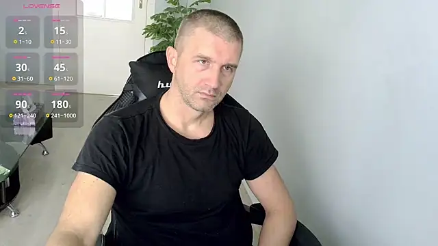 Snapshot of Maribor chatting on October 8, 2025, 9:07 am Maribor online show from October 8, 2025, 9:07 am