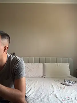 couplepenetration online show from July 4, 2026, 7:25 am