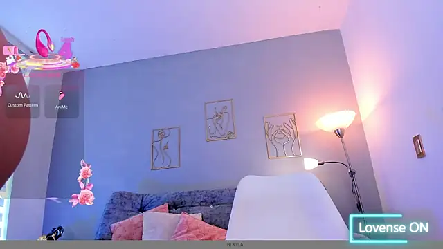 Snapshot of KylaMorrison chatting on October 1, 2025, 5:08 pm KylaMorrison online show from October 1, 2025, 5:08 pm