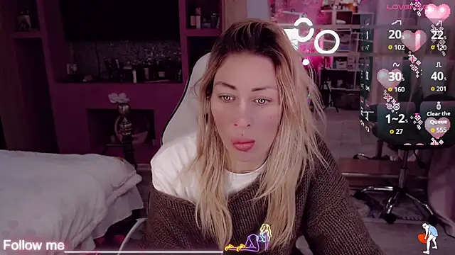 Snapshot of AnnieGOld_ chatting on January 15, 2026, 12:48 am AnnieGOld online show from January 15, 2026, 12:48 am