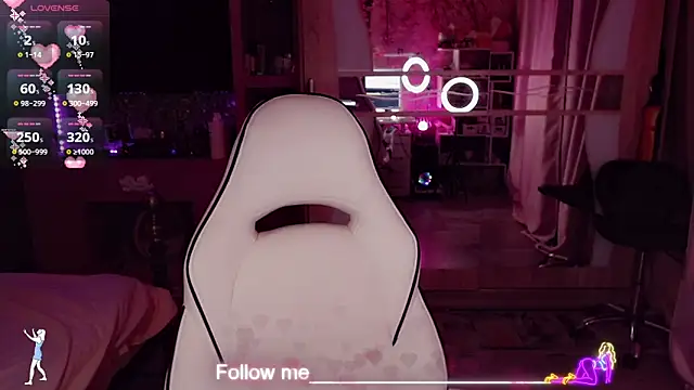 Snapshot of AnnieGOld_ chatting on March 15, 2026, 5:52 pm AnnieGOld online show from March 15, 2026, 5:52 pm