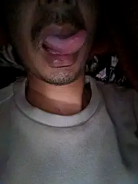 dreamtoungelick69 online show from February 9, 2026, 11:09 pm