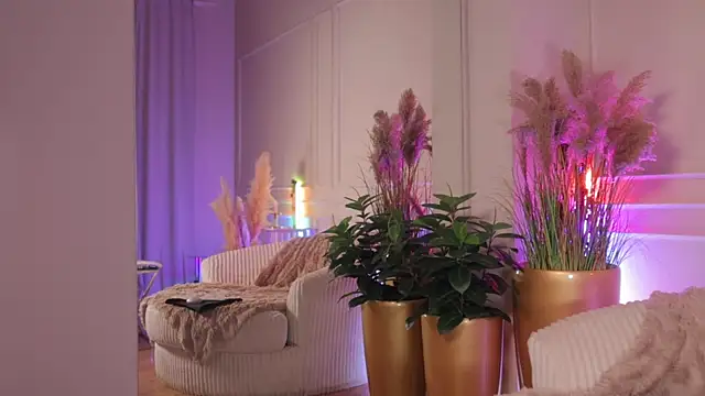 Anais Bloom online show from July 13, 2026, 7:27 pm