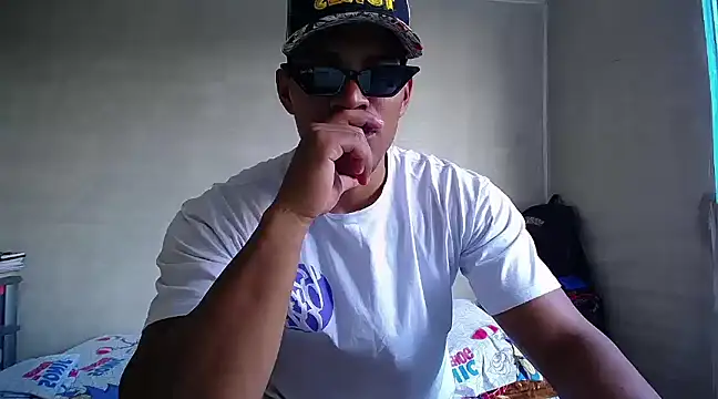 teddyfit19cm online show from March 5, 2025, 12:33 pm