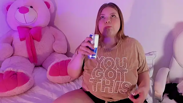 Snapshot of AshlyRouse chatting on January 1, 2025, 6:26 am AshlyRouse online show from January 1, 2025, 6:26 am