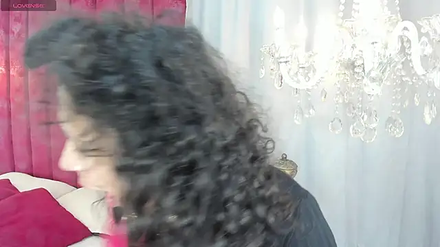 Snapshot of LaColorina_ chatting on March 3, 2025, 4:58 am LaColorina online show from March 3, 2025, 4:58 am