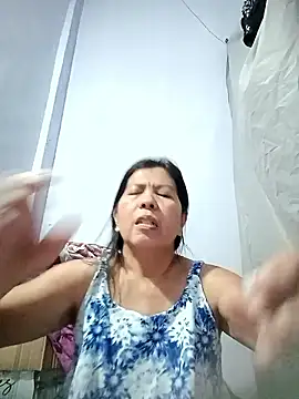 TropicalFlower online show from January 12, 2026, 10:59 pm