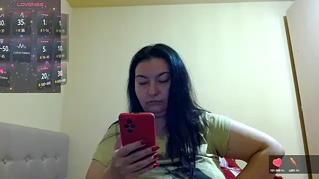 BBW MILF 4U online show from March 14, 2025, 8:28 pm