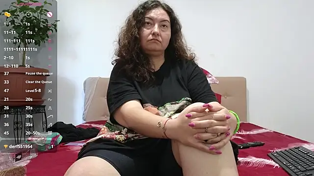 Snapshot of BBW_MILF_4U chatting on June 11, 2026, 9:07 am BBW MILF 4U online show from June 11, 2026, 9:07 am