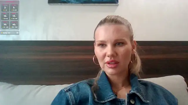 Alice N Wooderland online show from March 4, 2026, 11:27 am