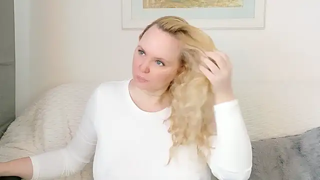 Sarah4you online show from February 21, 2026, 2:07 pm