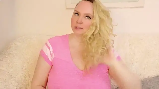 Sarah4you online show from June 28, 2026, 1:17 pm