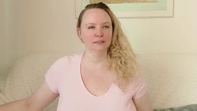 Sarah4you online show from July 25, 2026, 12:36 pm