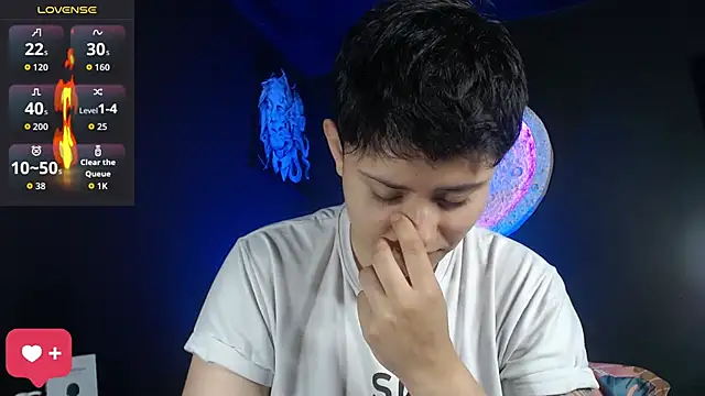 girl intense444 online show from September 14, 2025, 1:10 pm