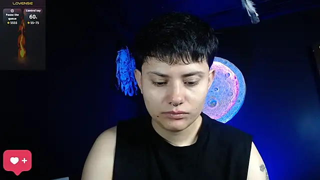 girl intense444 online show from September 26, 2025, 12:53 pm