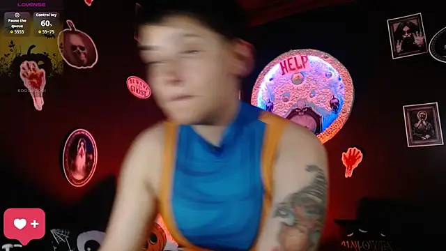 girl intense444 online show from October 19, 2025, 7:03 pm