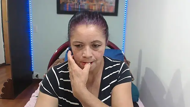 Snapshot of sexytitshot126 chatting on November 29, 2025, 3:31 am sexytitshot126 online show from November 29, 2025, 3:31 am