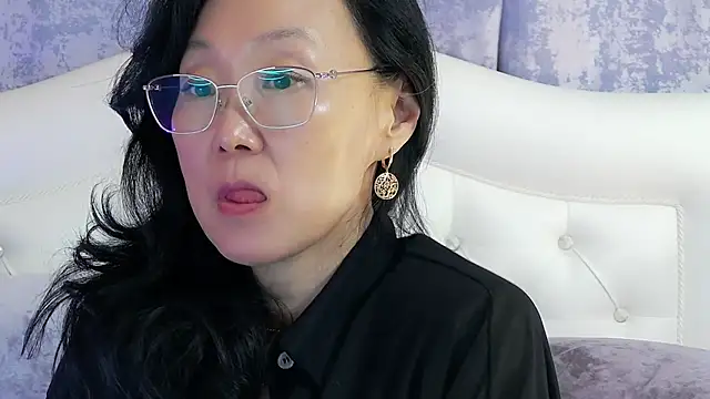 Snapshot of Asian_legs chatting on June 2, 2026, 9:55 am Asian legs online show from June 2, 2026, 9:55 am