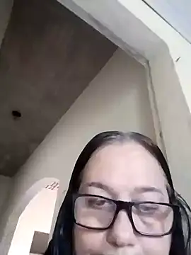 Snapshot of catdool chatting on February 3, 2025, 5:35 pm catdool online show from February 3, 2025, 5:35 pm