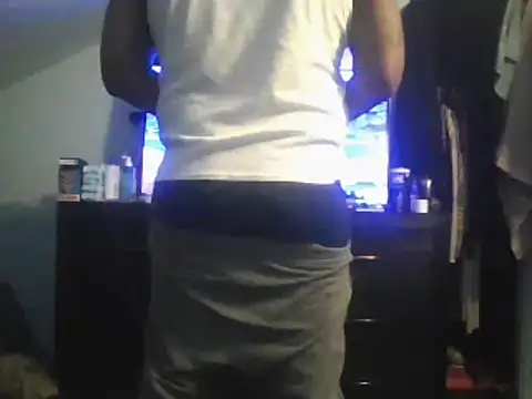 Snapshot of ReeferMadness59 chatting on January 21, 2025, 11:34 pm ReeferMadness59 online show from January 21, 2025, 11:34 pm