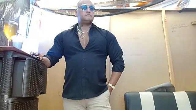 Snapshot of hardrock982 chatting on January 28, 2025, 1:27 pm hardrock982 online show from January 28, 2025, 1:27 pm