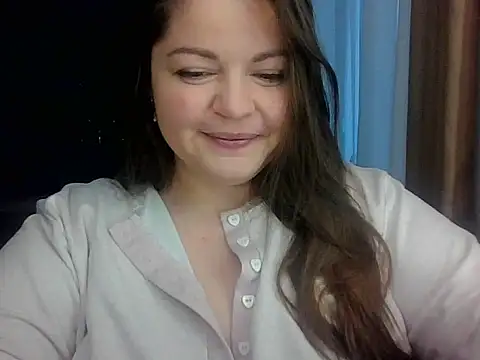 cute  cherry online show from January 10, 2026, 12:40 pm
