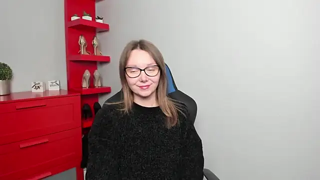 Cookie zoe online show from September 17, 2025, 5:42 am