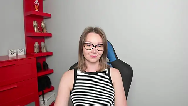 Snapshot of Cookie_zoe chatting on June 22, 2026, 6:32 am Cookie zoe online show from June 22, 2026, 6:32 am
